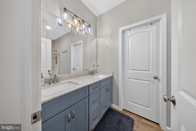 320 GREENWOOD DR, Oxford, PA 19363