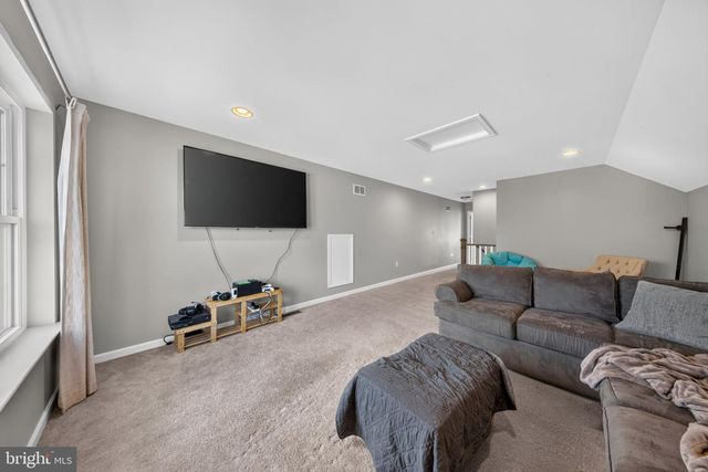 320 GREENWOOD DR, Oxford, PA 19363