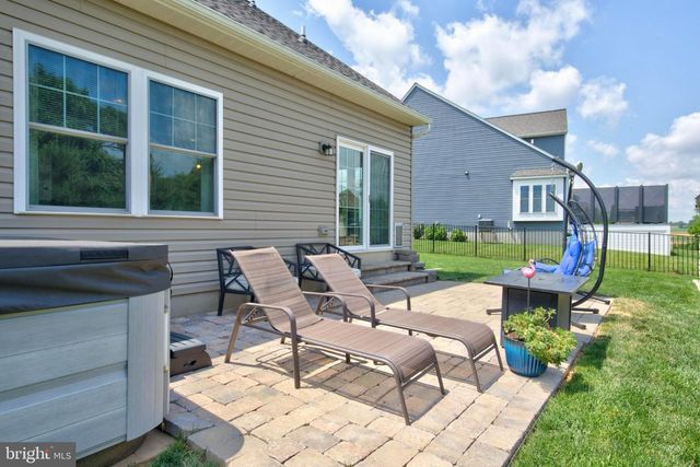 320 GREENWOOD DR, Oxford, PA 19363