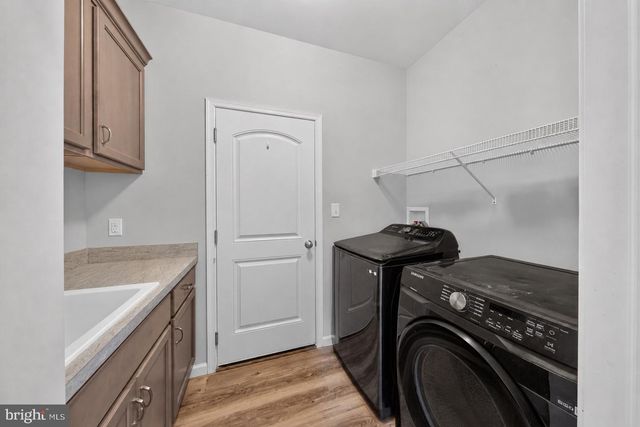 320 GREENWOOD DR, Oxford, PA 19363