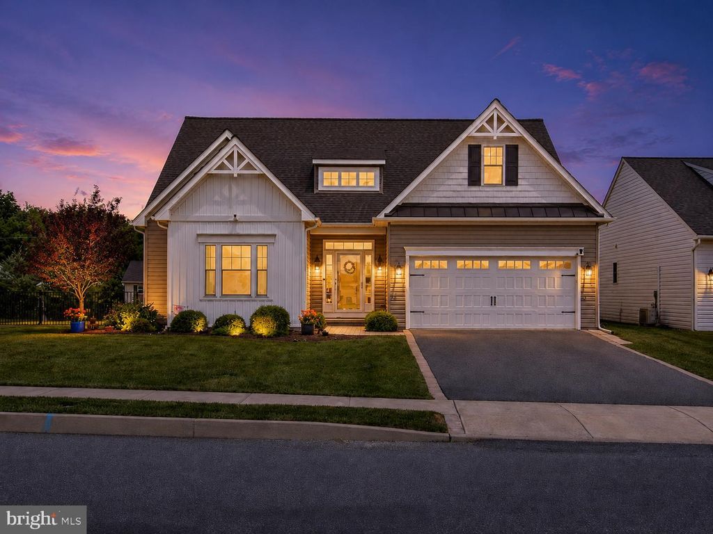 320 GREENWOOD DR, Oxford, PA 19363