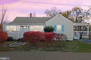 300 WEEMS, Colonial Beach, VA 22443