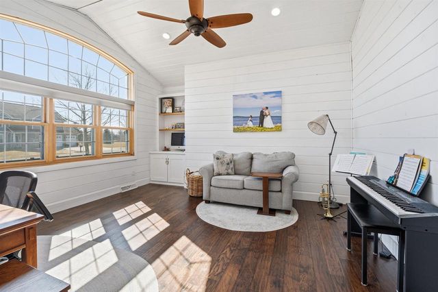 3400 W WARNER ESTATES DRIVE, Appleton, WI 54913