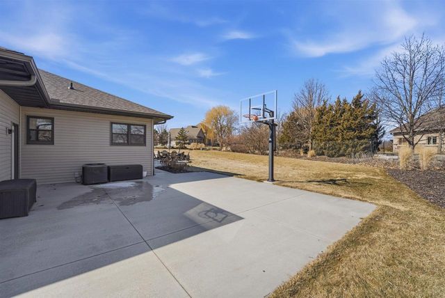 3400 W WARNER ESTATES DRIVE, Appleton, WI 54913