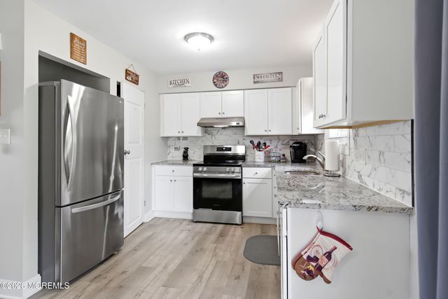 909 W Panama Court, Forked River, NJ 08731