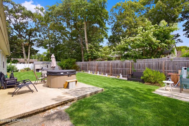 909 W Panama Court, Forked River, NJ 08731