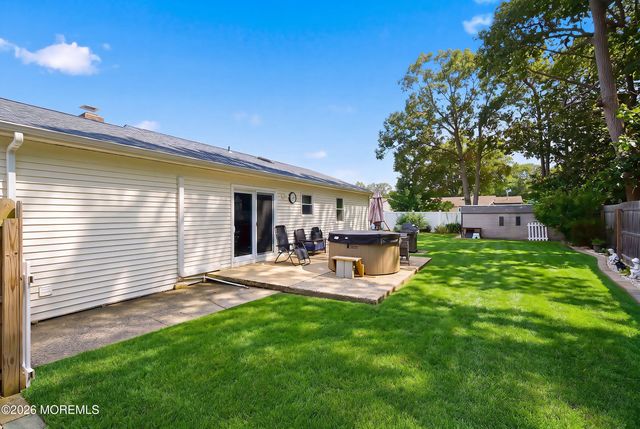 909 W Panama Court, Forked River, NJ 08731