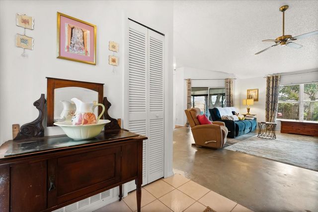 4814 MYRTLE BAY DRIVE, Orlando, FL 32829