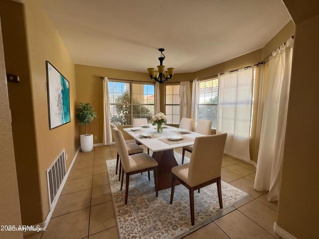 15453 S 44th Place, Phoenix, AZ 85044