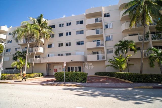 6801 Harding Ave 301, Miami Beach, FL 33141