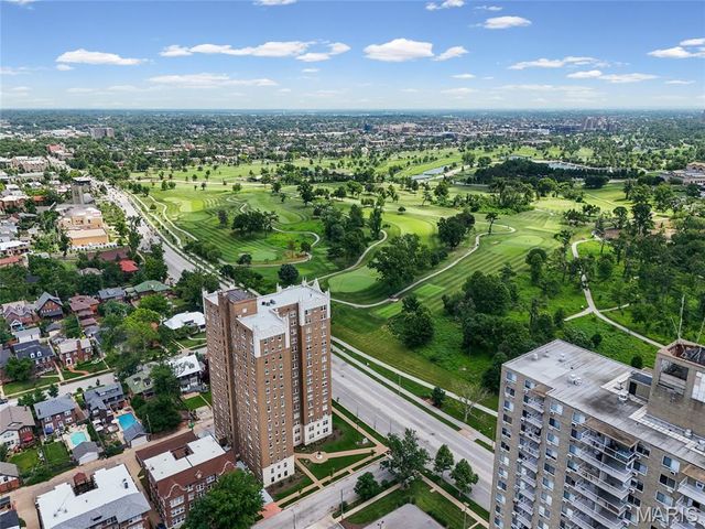 625 S Skinker Boulevard 301, St Louis, MO 63105