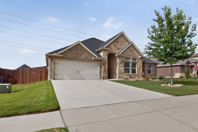 1522 Grassy Meadows Drive, Burleson, TX 76058