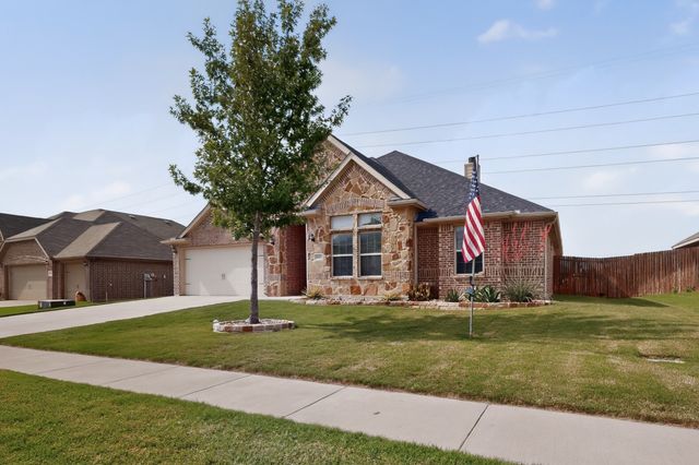 1522 Grassy Meadows Drive, Burleson, TX 76058