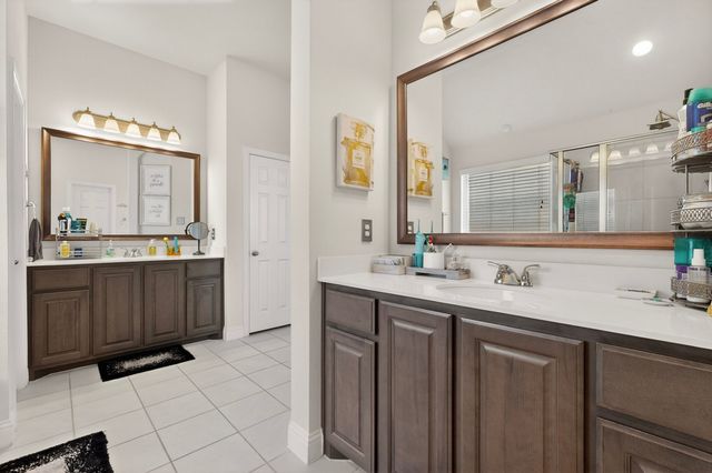 1522 Grassy Meadows Drive, Burleson, TX 76058