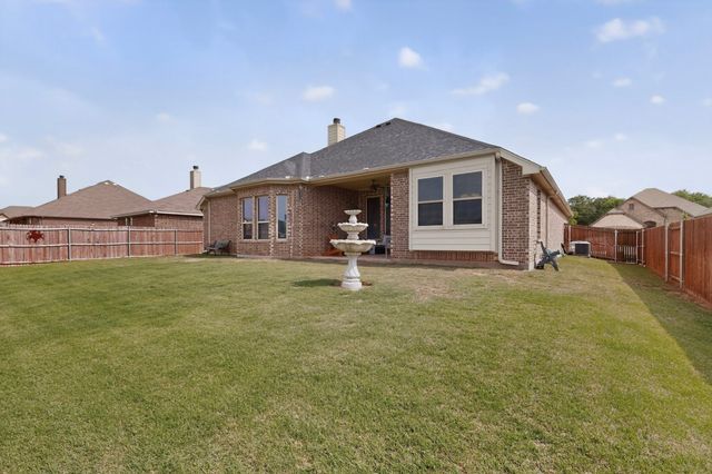 1522 Grassy Meadows Drive, Burleson, TX 76058