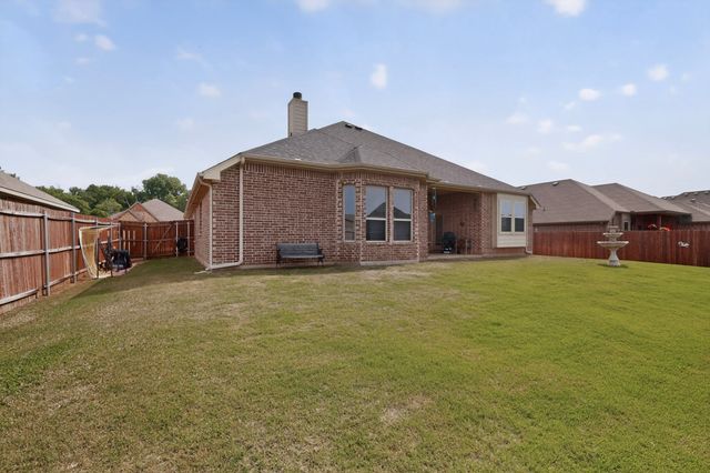 1522 Grassy Meadows Drive, Burleson, TX 76058
