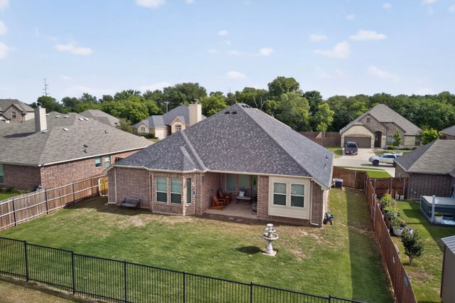 1522 Grassy Meadows Drive, Burleson, TX 76058