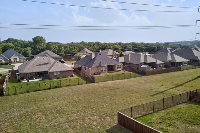1522 Grassy Meadows Drive, Burleson, TX 76058