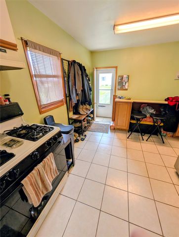 403 E 3rd Street, Huxley, IA 50124