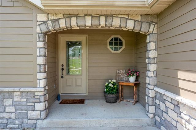 19373 Lake Rockhill Road, Warsaw, MO 65355