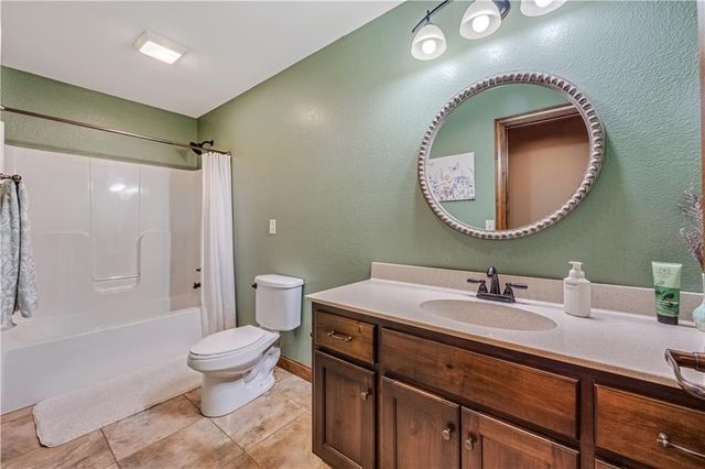 19373 Lake Rockhill Road, Warsaw, MO 65355