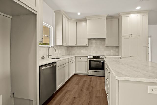 562 County Road 4230, Pittsburg, TX 75686