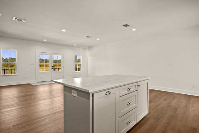562 County Road 4230, Pittsburg, TX 75686