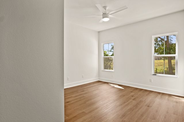 562 County Road 4230, Pittsburg, TX 75686