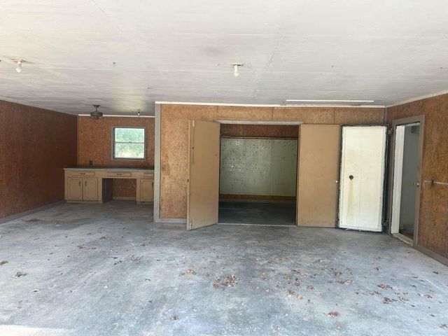 2210 Peachtree Street, Lufkin, TX 75901