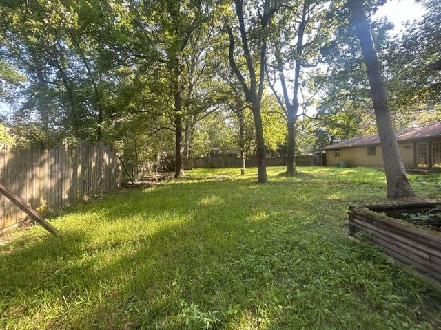 2210 Peachtree Street, Lufkin, TX 75901