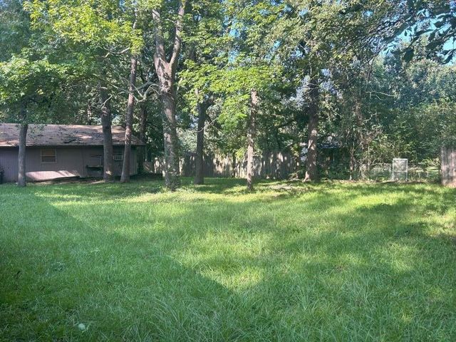 2210 Peachtree Street, Lufkin, TX 75901