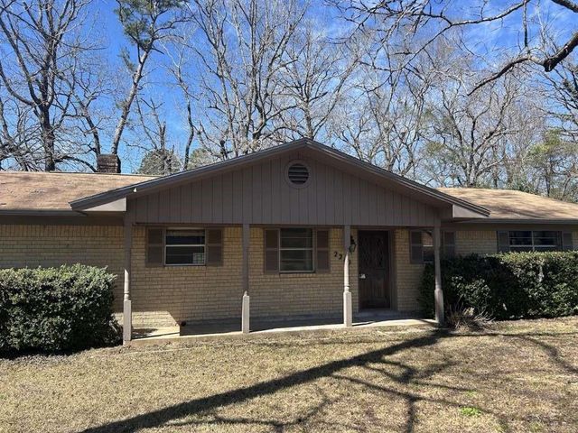 2210 Peachtree Street, Lufkin, TX 75901
