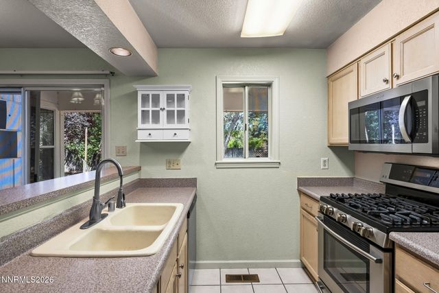 3387 Bonnyview Drive, Carson City, NV 89701