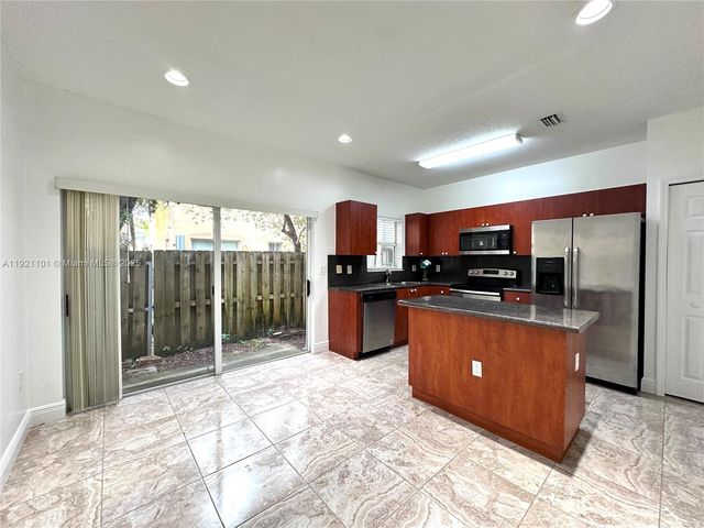 2905 SE 15th Ter 0, Homestead, FL 33035