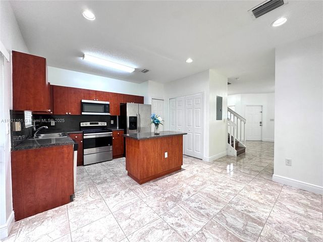 2905 SE 15th Ter 0, Homestead, FL 33035