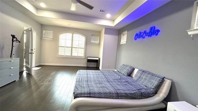 6683 Escondido Street, Irving, TX 75039