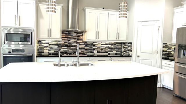 6683 Escondido Street, Irving, TX 75039