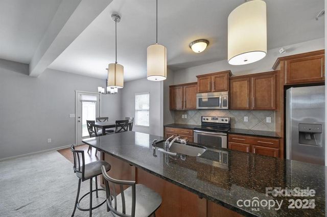 1539 Logan Patrick Court, Gastonia, NC 28052