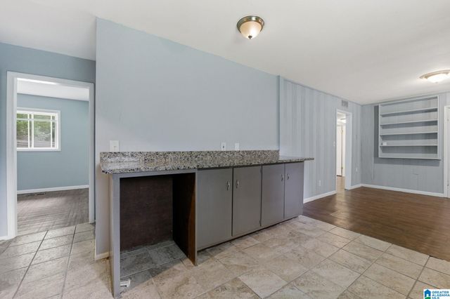 305 16TH COURT NW, Center Point, AL 35215