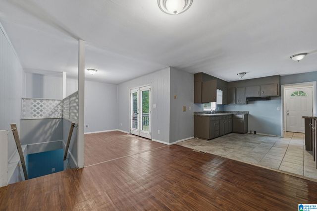 305 16TH COURT NW, Center Point, AL 35215