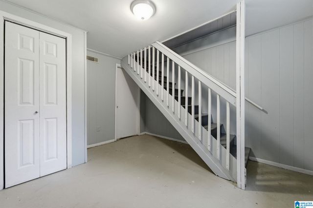 305 16TH COURT NW, Center Point, AL 35215
