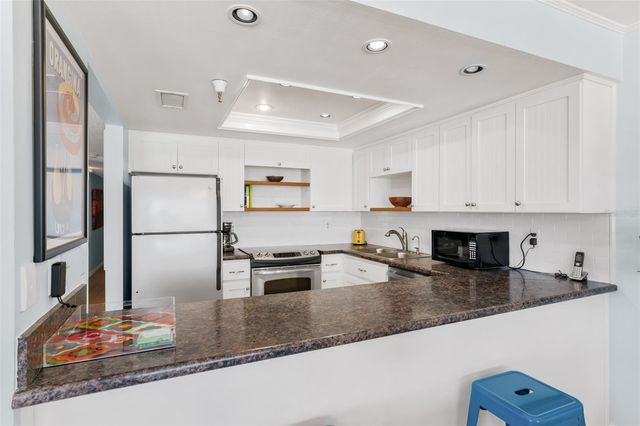 17334 GULF BOULEVARD 203, North Redington Beach, FL 33708