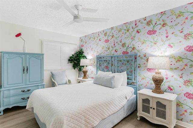17334 GULF BOULEVARD 203, North Redington Beach, FL 33708