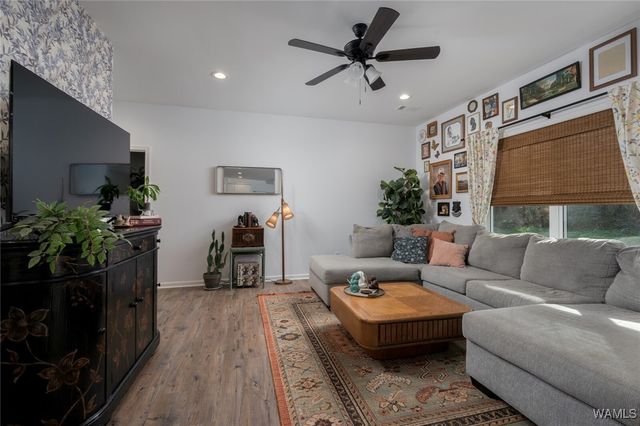 2437 21st E, Tuscaloosa, AL 35404