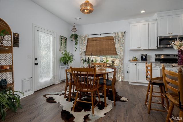 2437 21st E, Tuscaloosa, AL 35404