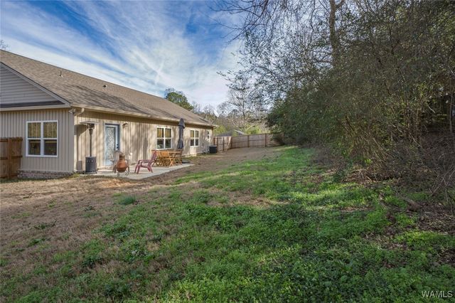 2437 21st E, Tuscaloosa, AL 35404