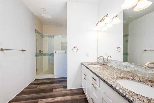 3044 Bonitas Loop, Santa Fe, NM 87507