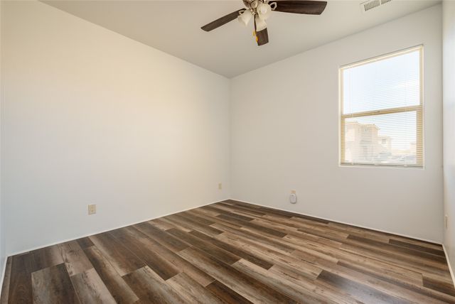3044 Bonitas Loop, Santa Fe, NM 87507