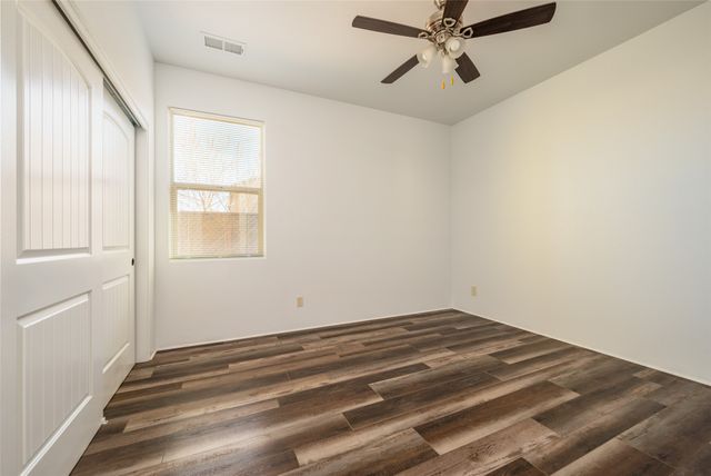 3044 Bonitas Loop, Santa Fe, NM 87507