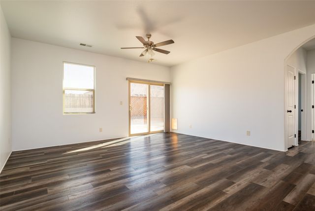 3044 Bonitas Loop, Santa Fe, NM 87507